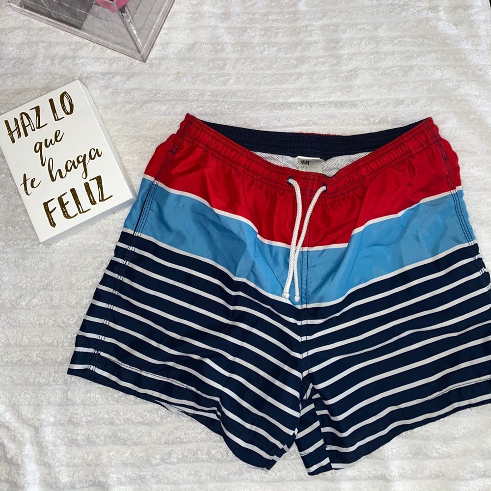 Swim shorts - Picture 1 of 1